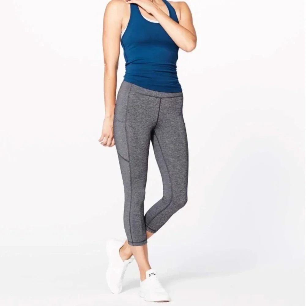 Lululemon Speed Up Crop‎ 21" Heathered Black
